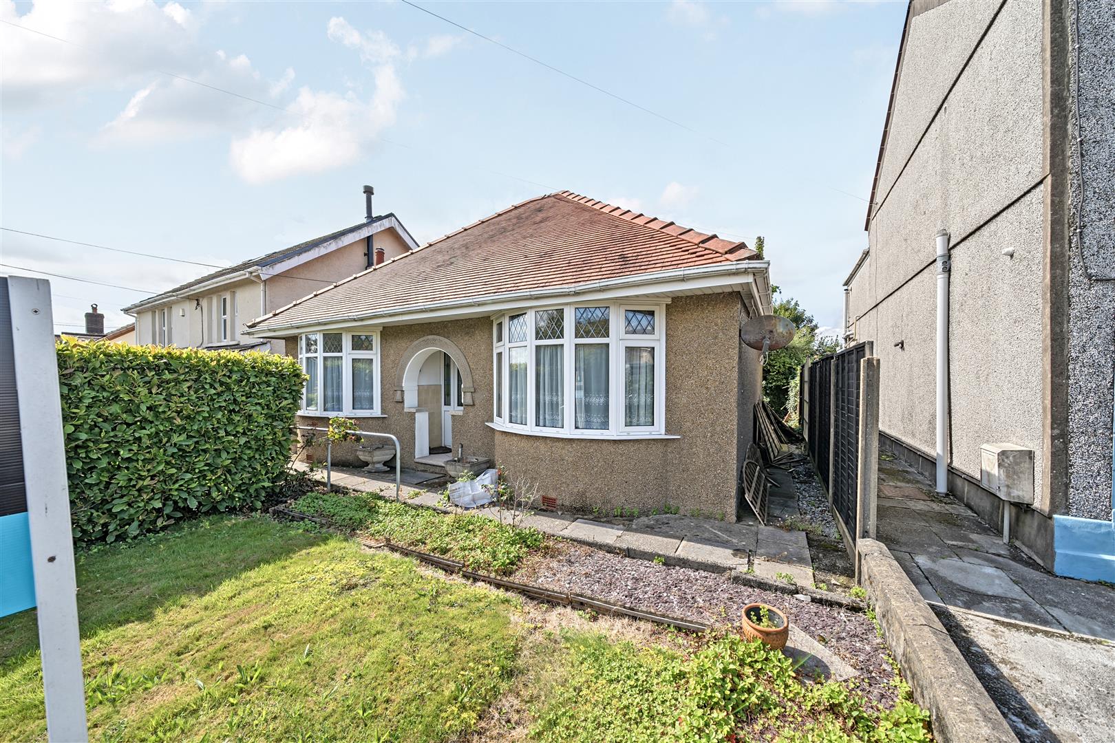104 Gorseinon Road, Penllergaer, Swansea, SA4 9AB